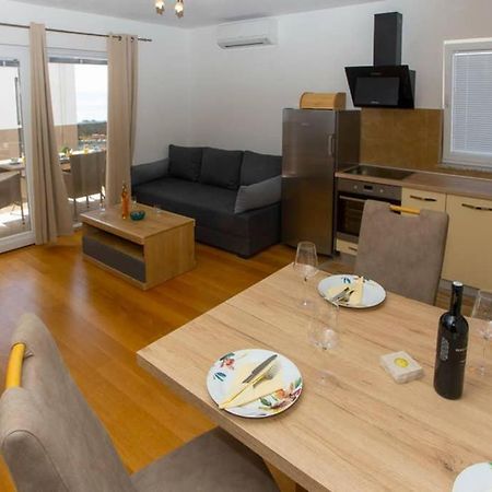 Apartments Vladimir #3 Makarska Buitenkant foto