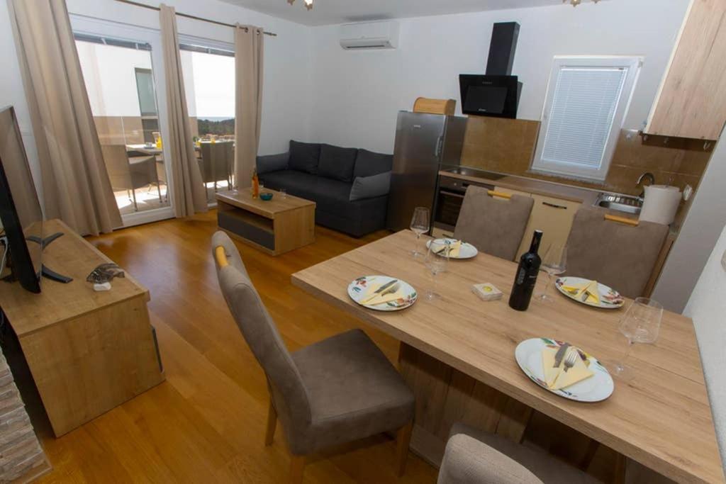 Apartments Vladimir #3 Makarska Buitenkant foto